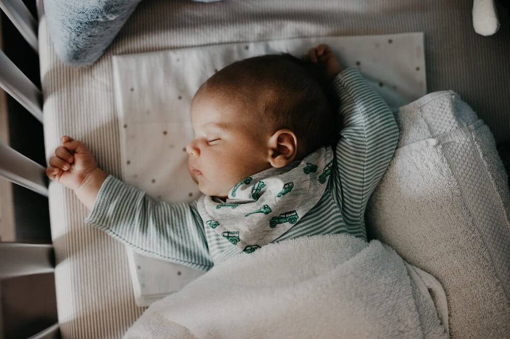 Comment couvrir bébé la nuit